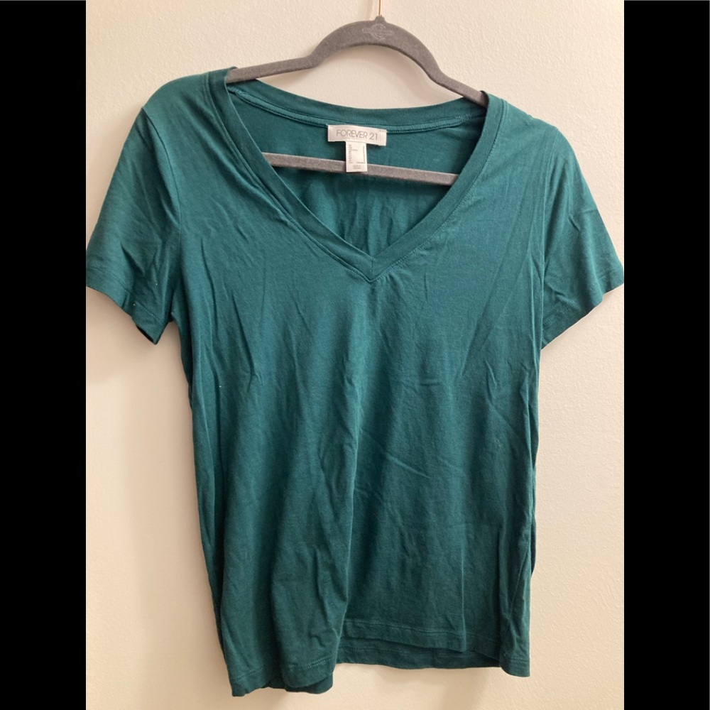 Forever 21 v-neck tee